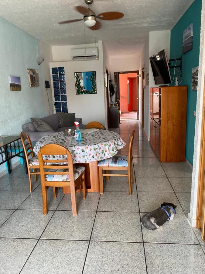 Sea View 2 Bedroom Vacation Apartment Джардини-Наксос Экстерьер фото