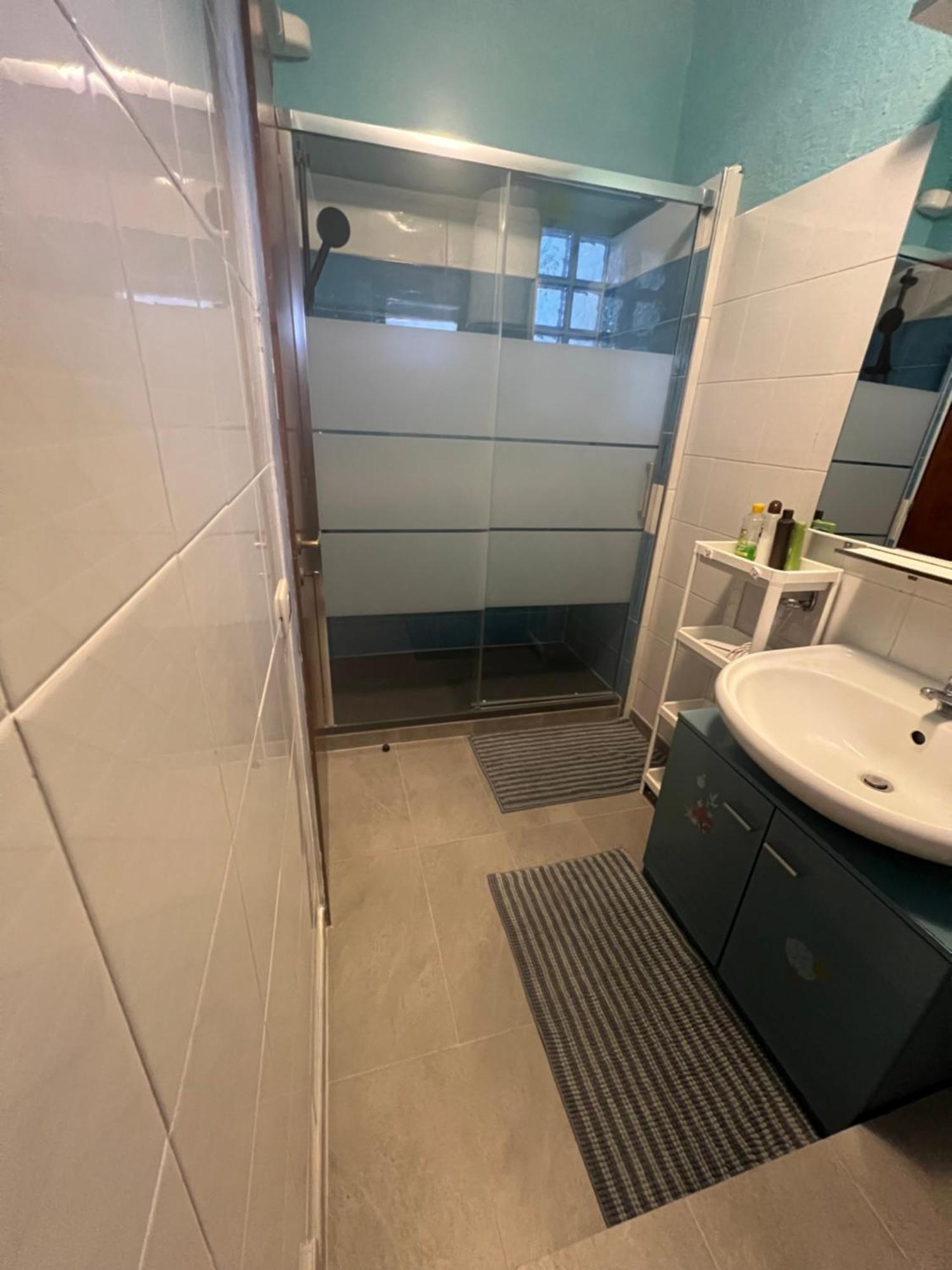Sea View 2 Bedroom Vacation Apartment Джардини-Наксос Экстерьер фото